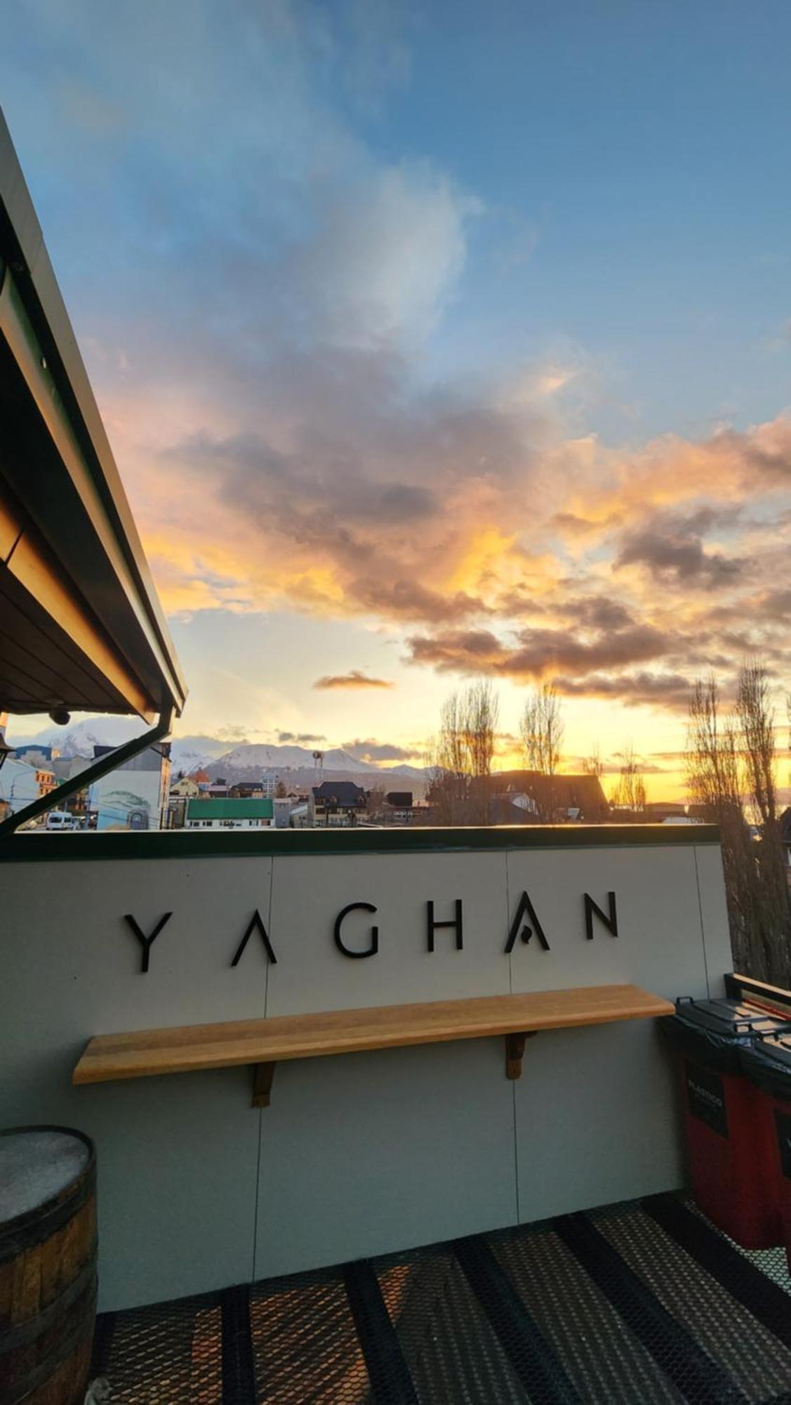 Yaghan Hostel ウシュアイア エクステリア 写真