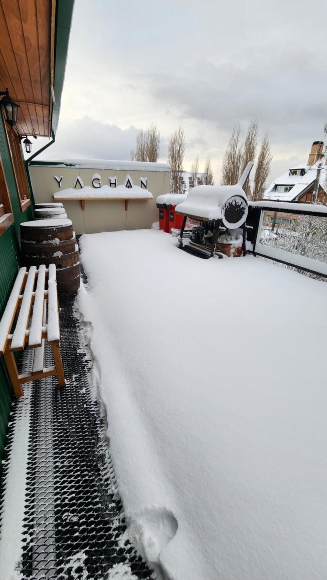 Yaghan Hostel ウシュアイア エクステリア 写真